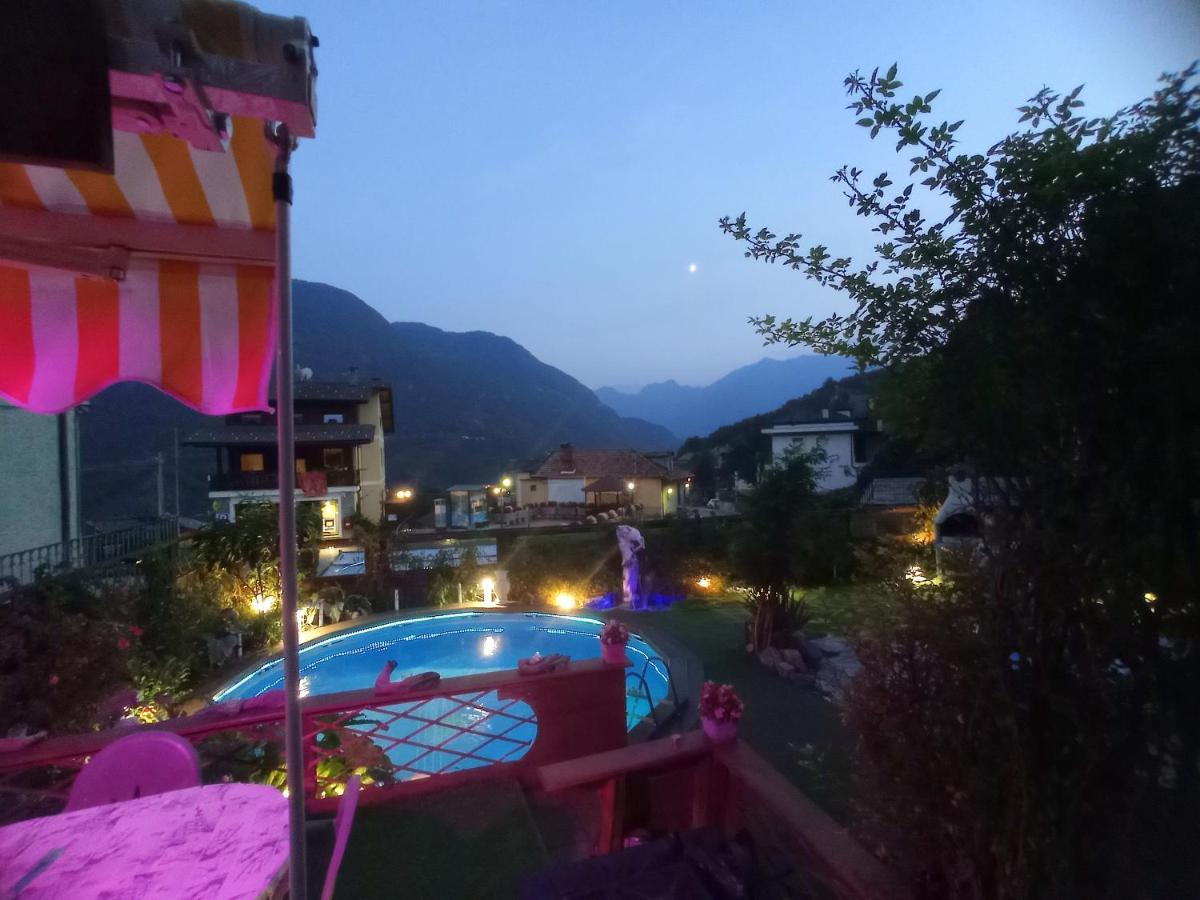 Comfortable Apartment With Panoramic View 65 M² Shared Pool Challand Saint Victor Luaran gambar